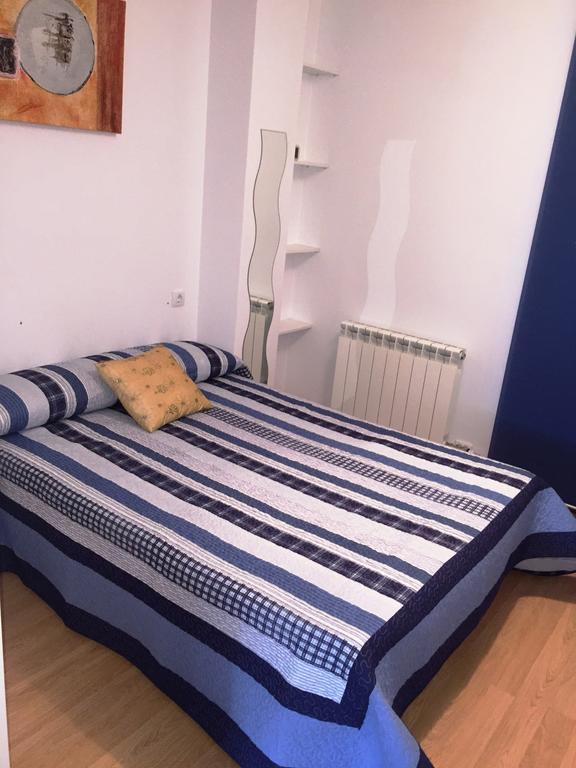 Apartamentos Mequedo Alcañiz Zimmer foto